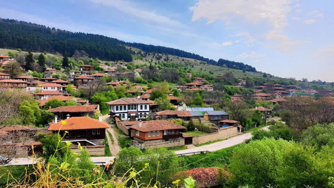 Стаи За Гости Тодорови Zheravna Exterior photo